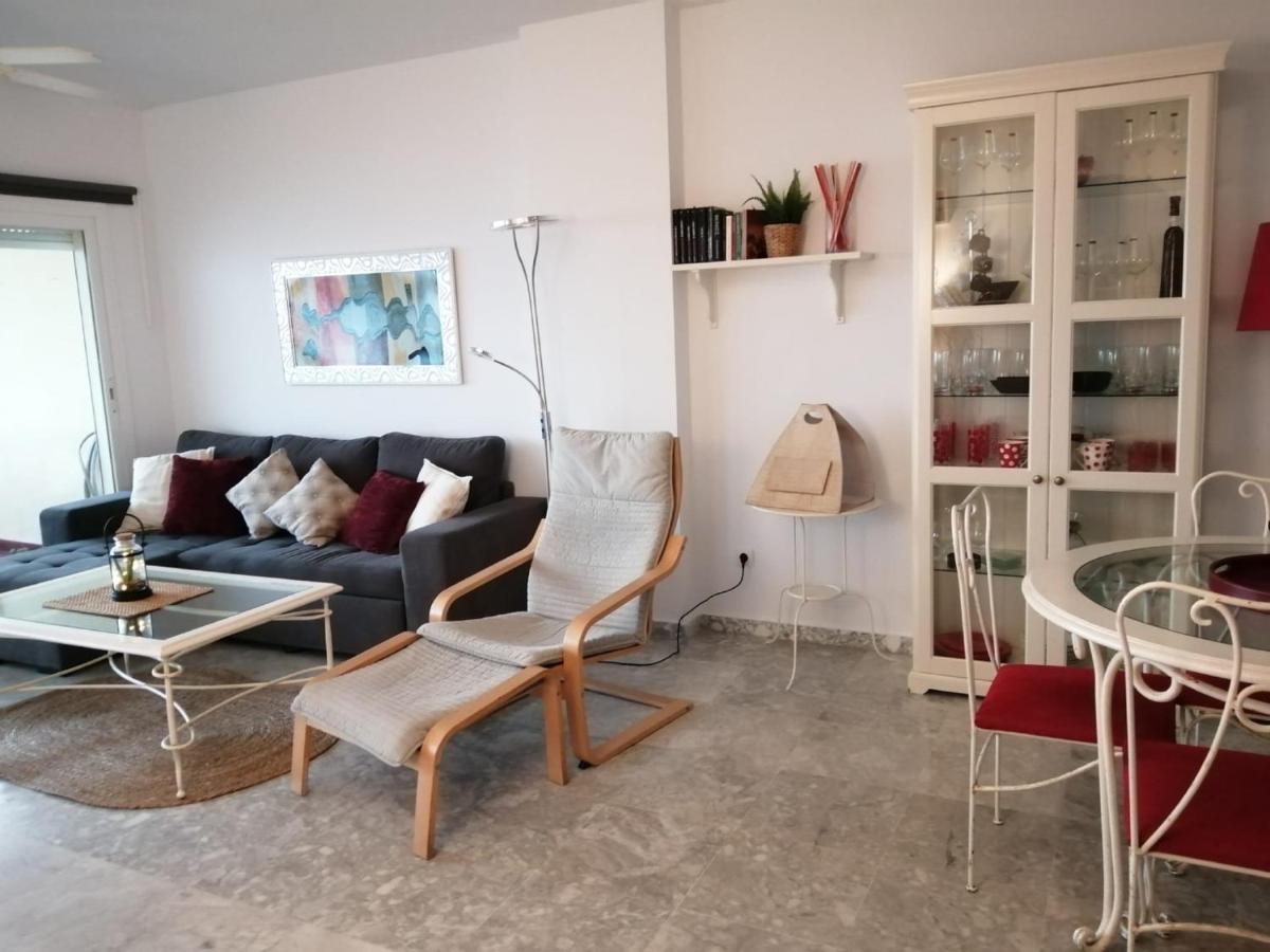 Holidays2Benalmadena Torrequebrada Sea View Front Beach With Pool Parking & Terraces Екстериор снимка